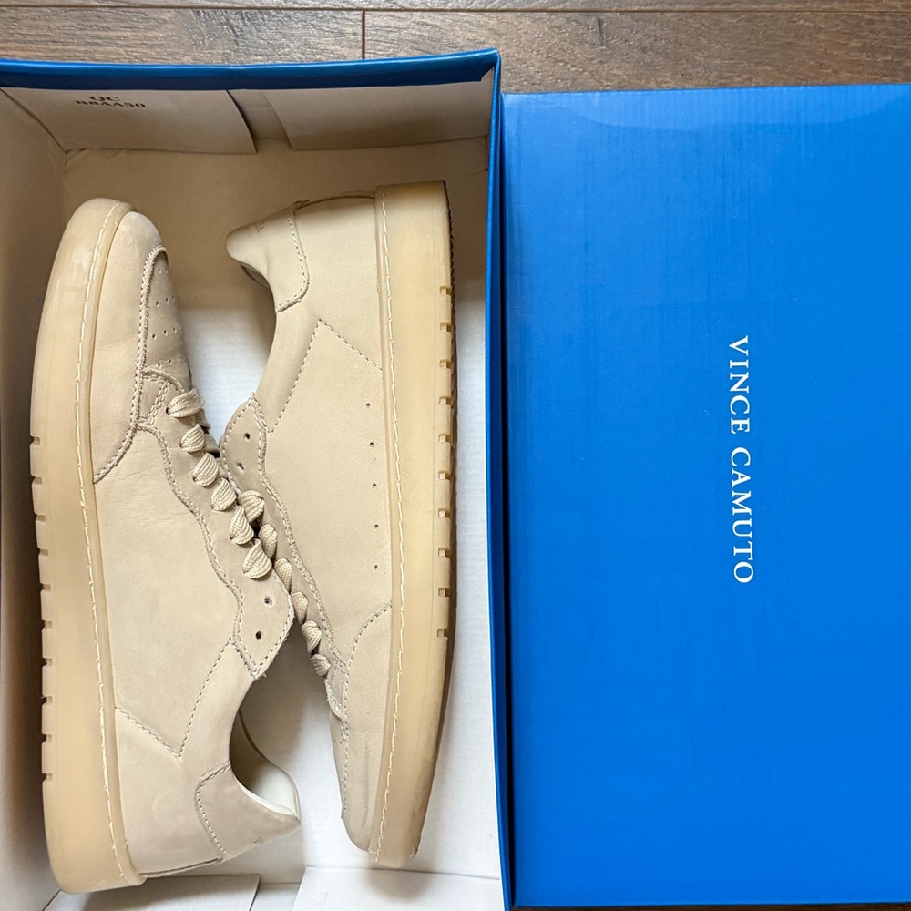 Vince Camuto Men's Beige Sneakers